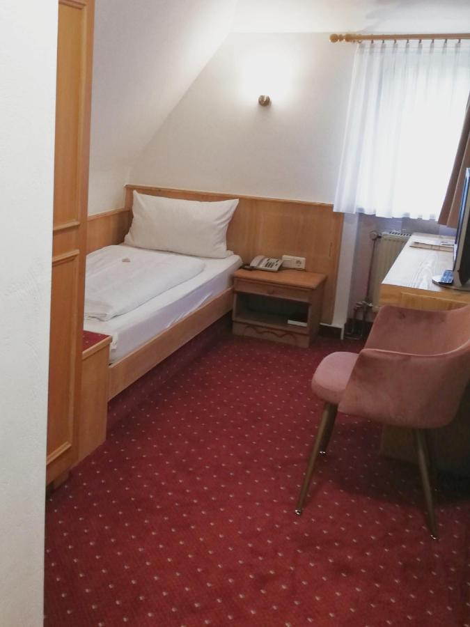 Landhotel Oelmuehle Mombris Exterior photo